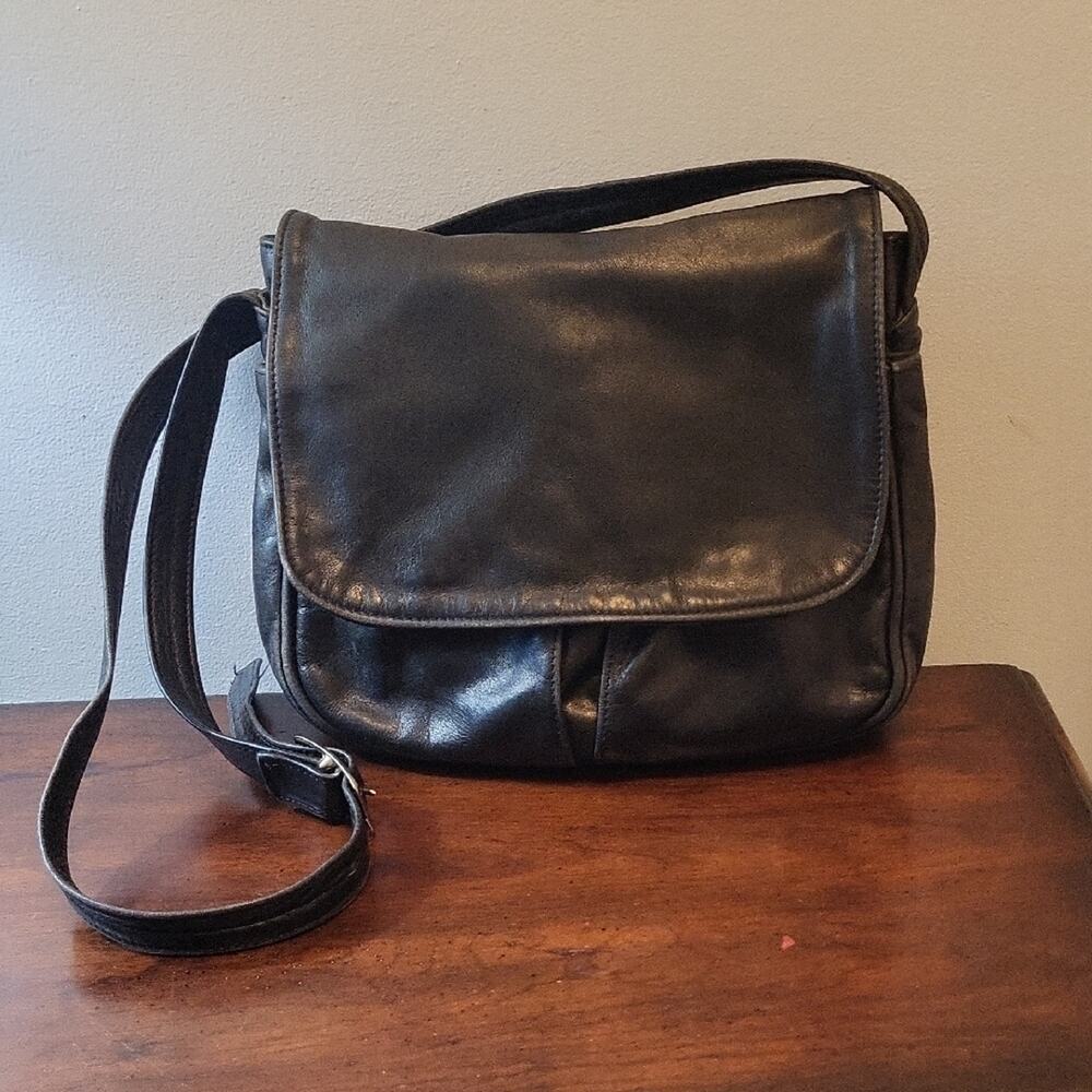 Georgetown Leather Design Black Leather Messenger Shoulder Bag Purse